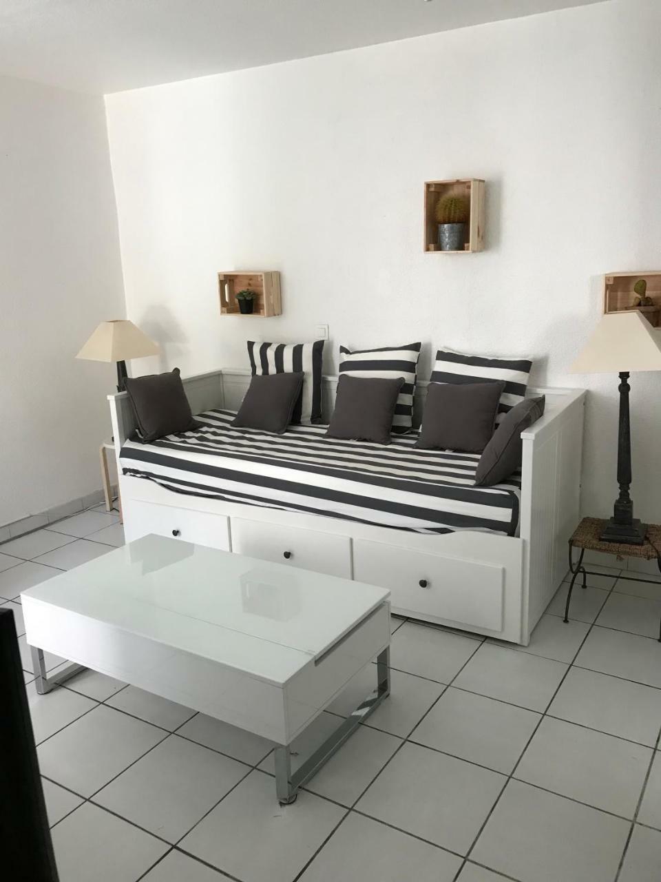 Studio Tout A Pieds Sanary-sur-Mer Eksteriør bilde